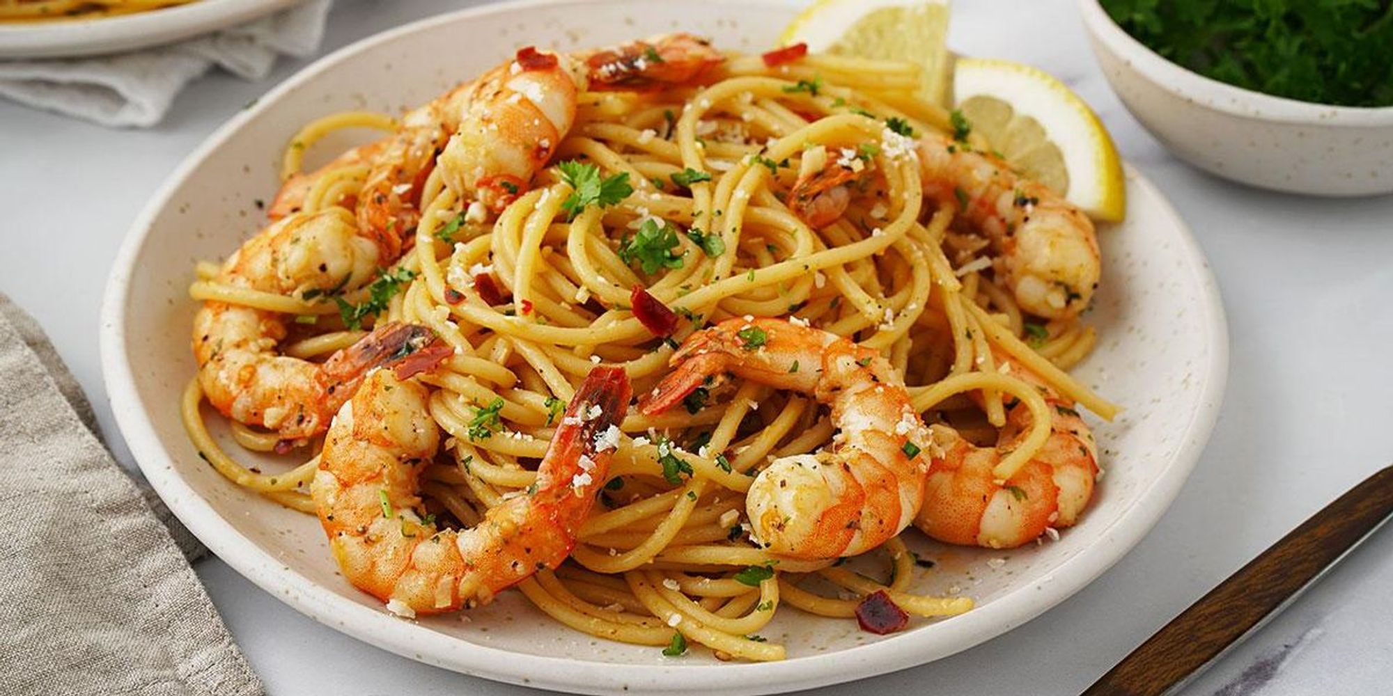 Spicy garlic prawn pasta - My Recipe Magic-image