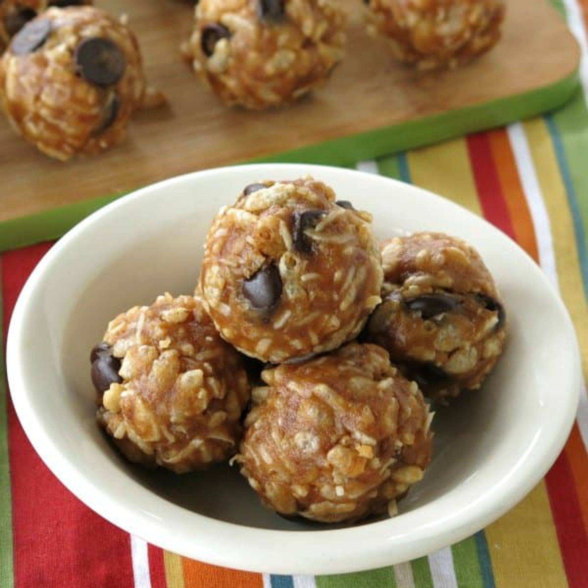 Date Balls with Rice Krispies The DinnerMom My Recipe Magic