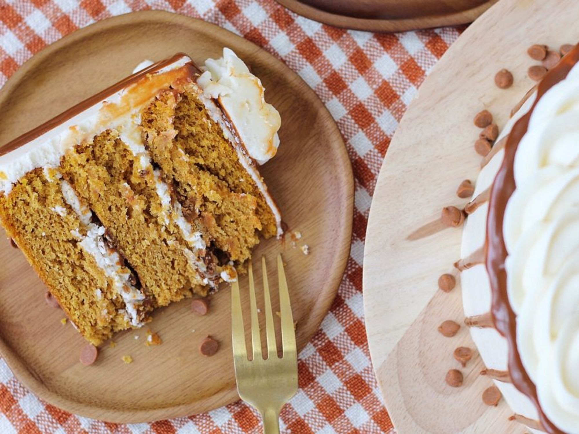 Pumpkin Gingersnap Cake with Cream Cheese Frosting Cake by Courtney