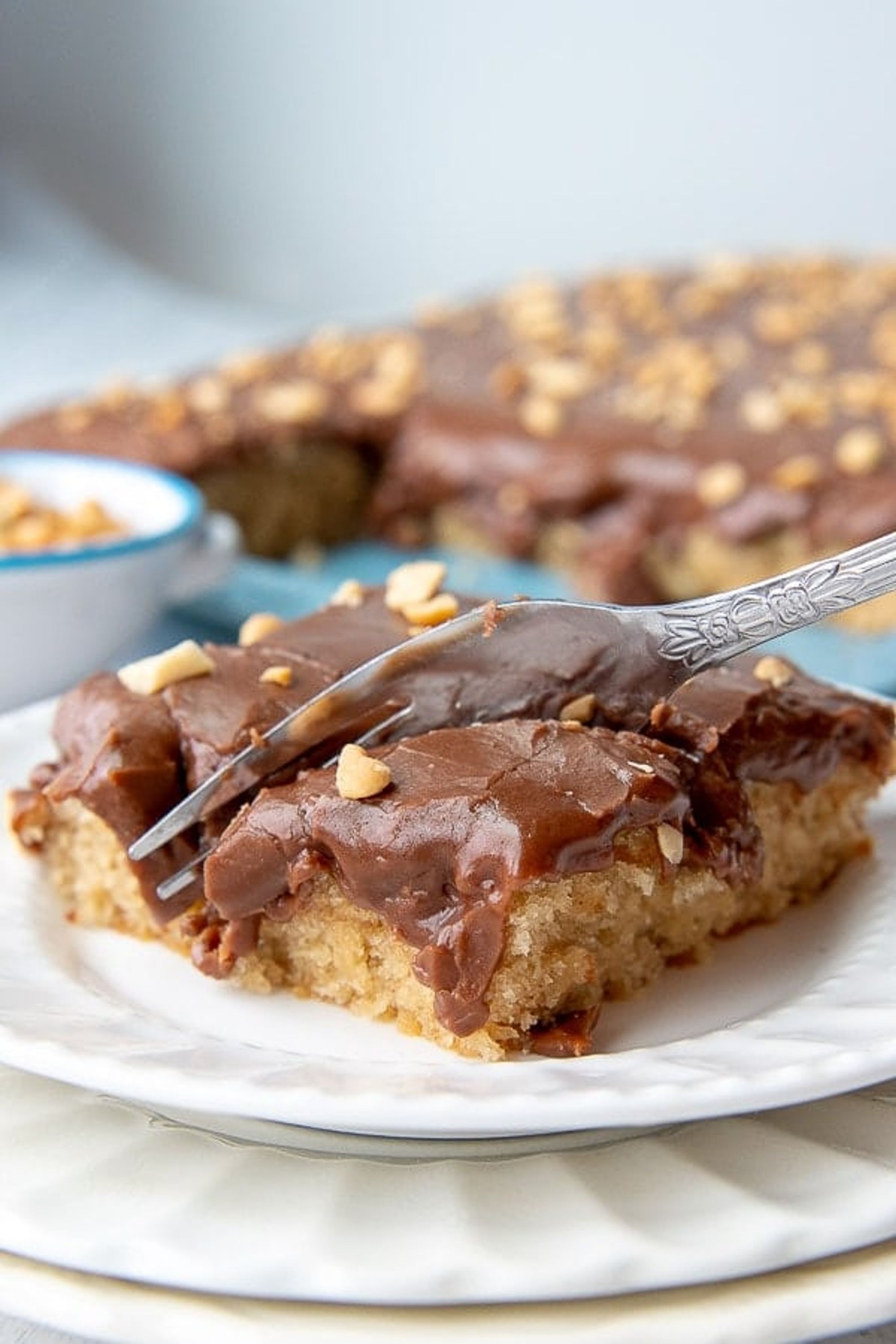 Peanut Butter Chocolate Cake Easy Peanut Butter Cake with Frosting